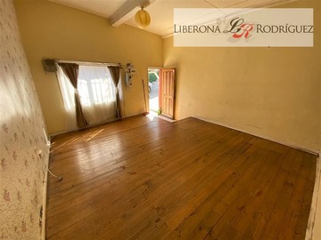Casa en venta en 2 Casas, ideal para inversión, Cerro Barón, Valparaíso - 10 dormitorios, 3 baños