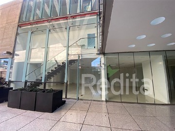 Local Comercial en arriendo mensual en Escuela Militar, Las Condes - 1 baño
