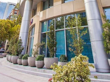 Oficina en arriendo mensual en Sánchez Fontecilla / El Bosque Sur, Metro Tobalaba, Las Condes - 6 dormitorios, 4 baños