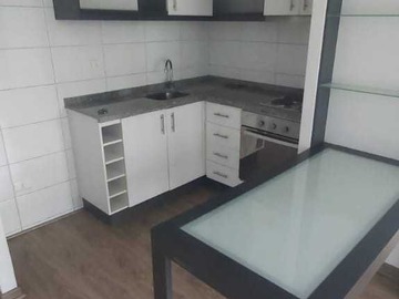 Departamento en venta en Venta dpto metro sta lucia vende dueña (144756), Santiago - 1 dormitorio, 1 baño