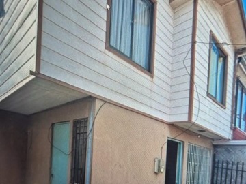 Casa en venta en Detrás de pioneros, San Pedro de la Paz - 4 dormitorios, 2 baños