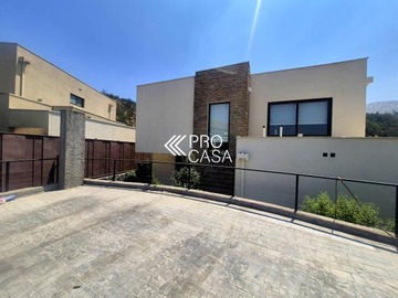 Casa en venta en Vende - Los Litres, Lo Barnechea - 5 dormitorios, 5 baños