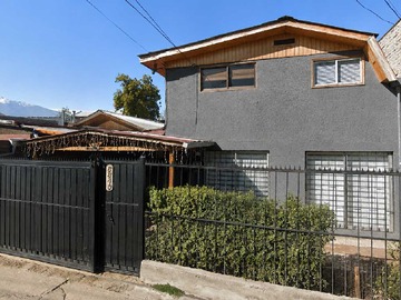 Casa en venta en Casa remodelada barrio seguro frente a La Reina (174910), Peñalolén - 3 dormitorios, 1 baño