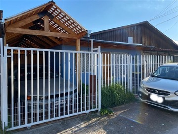 Casa en venta en Av. Alfredo Silva Carvallo / Fermín Vivaceta, Maipú - 3 dormitorios, 1 baño