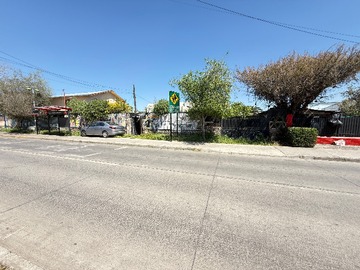 Casa en venta en 660 Mts Mixto (Comercial o habitacional) (122530), La Granja - 3 dormitorios, 1 baño