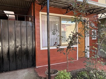 Casa en venta en Cerca Centro Salud Dr Federico Puga, Chillán Viejo - 3 dormitorios, 2 baños