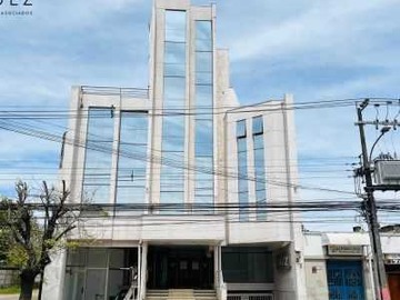 Oficina en arriendo mensual en Oficina en arriendo en Avda. 2 Sur (130841), Talca - 3 baños