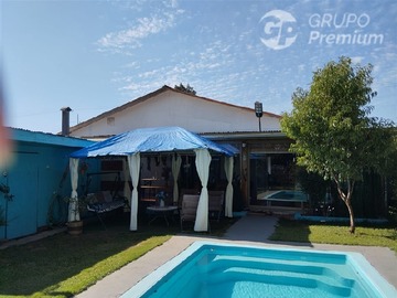 Casa en venta en Kilometro 19 camino al envalse bullileo parral, Parral - 4 dormitorios, 2 baños