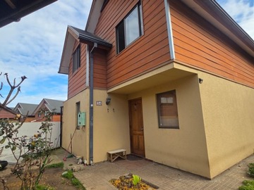 Casa en arriendo mensual en Pasaje anunciacion 54, Valparaíso - 3 dormitorios, 3 baños