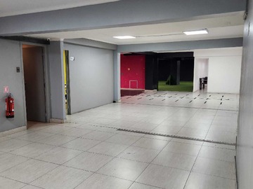 Local Comercial en arriendo mensual en Local Amplio en Zona de Alta Afluencia (174487), Concepción - 5 baños
