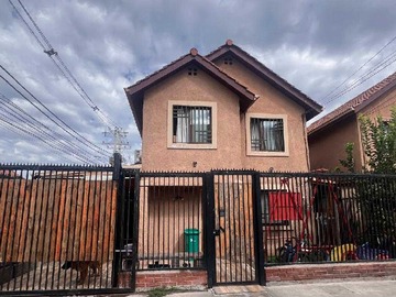 Casa en venta en Hermosa casa en P. del Bosque VII, Maipú (159628), Maipú - 3 dormitorios, 3 baños