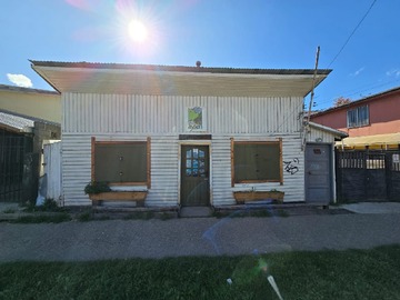 Local Comercial en venta en Doce de Octubre 417, Coyhaique - 2 dormitorios, 1 baño