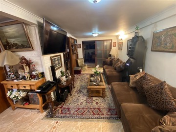 Casa en venta en Calle Francia, Cerrillos - 4 dormitorios, 2 baños