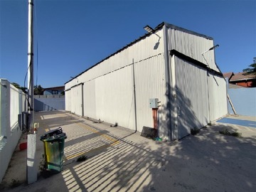 Terreno Industrial en arriendo mensual en Gran Avenida / Ginebra, La Cisterna - 2 baños