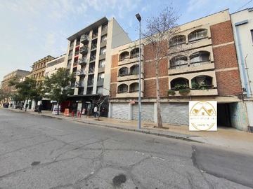 Local Comercial en arriendo mensual en Local calle Ejercito 400m2 + 1 estac. (172888), Santiago - 3 baños