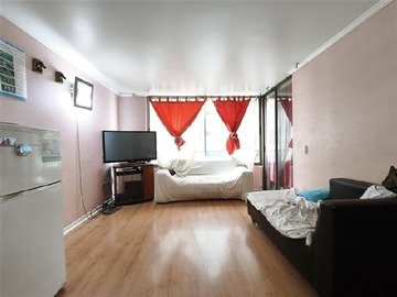 Departamento en venta en Catedral con Teatinos, Santiago - 1 dormitorio, 1 baño