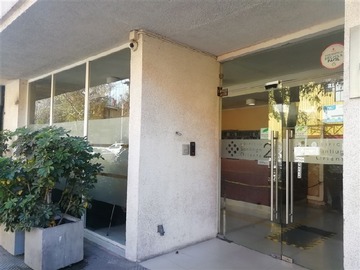 Departamento en arriendo mensual en Fray Camilo Henríquez 686, Santiago - 3 dormitorios, 2 baños