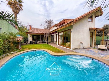 Casa en venta en Lider La Reina, Echenique con Valenzuela Llanos, La Reina - 4 dormitorios, 5 baños
