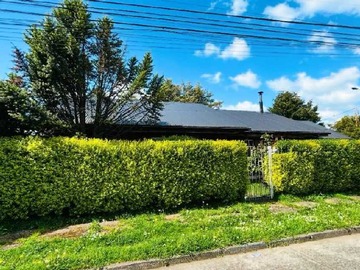 Casa en venta en Casa potencial comercial, Dr. Montesinos (88751), Osorno - 4 dormitorios, 2 baños