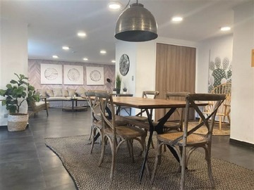 Departamento en venta en Arturo Prat / Parque Almagro, Santiago - 2 dormitorios, 1 baño