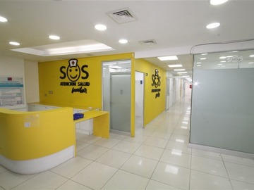 Local Comercial en arriendo mensual en Estación Maipú // Av. Pajaritos// Municipalidad de Maipú, Maipú - 6 baños