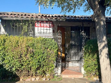 Casa en venta en Cuncumén 8642, San Ramón - 4 dormitorios, 2 baños