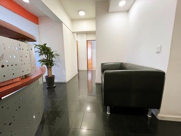 Oficina en arriendo mensual en Suecia, providencia, metro los leones, Providencia - 5 dormitorios, 3 baños