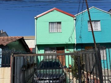 Casa en venta en Vendo Casa Pareo Simple Dos Pisos Villa Alemana - 20 dormitorios, 2 baños
