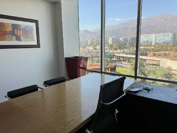 Oficina en arriendo mensual en Amoblada y luminosa en La Dehesa (32452), Lo Barnechea - 1 dormitorio, 1 baño