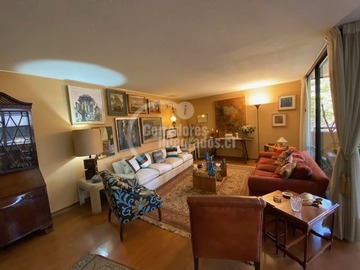 Departamento en venta en Carmen Sylva/ Hernando de Aguirre, Providencia - 4 dormitorios, 3 baños