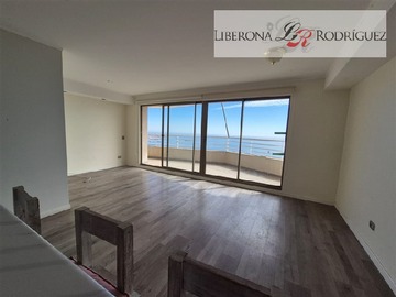Departamento en venta en Departamento en Cerro Barón, Valparaíso - 4 dormitorios, 2 baños