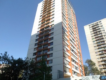 Departamento en venta en Avenida Portugal 28, Santiago, Región Metropolitana de Santiago 8320000, Chile, Santiago - 3 dormitorios, 1 baño