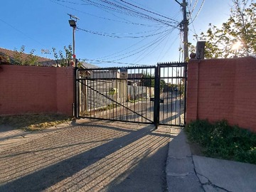 Casa en venta en Venta casa Piscina Microbarrio Puente Alto (168838), Puente Alto - 4 dormitorios, 2 baños