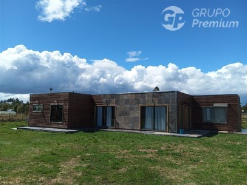 Casa en venta en futrono, Futrono - 4 dormitorios, 2 baños