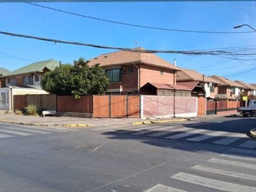 Casa en venta en Destino comercial y habitacional (173033), Quilicura - 3 dormitorios, 3 baños