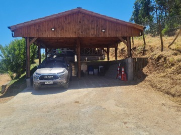 Terreno en venta en Parcela de agrado con picina, casa, qincho, (81495), Quillón - 4 dormitorios, 2 baños