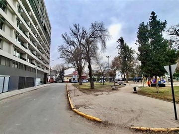 Local Comercial en venta en Av. Ricardo Cumming, Santiago - 1 baño