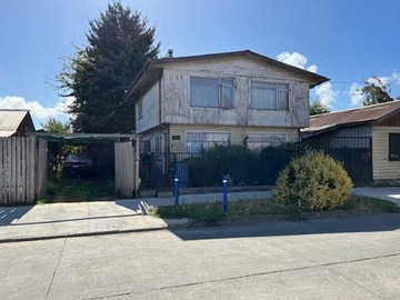 Casa en venta en Vende Casa calle Fresia sector Pueblo Nuevo (81413), Temuco - 4 dormitorios, 1 baño