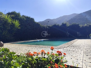 Casa en venta en Lo rojas, Olmué - 5 dormitorios, 4 baños