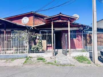 Casa en venta en Av las torres, Peñalolén - 3 dormitorios, 1 baño