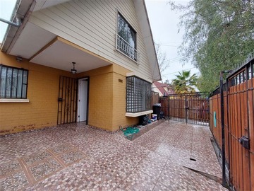 Casa en venta en Casa en venta de 4 dormitorios, en pudahuel, Pudahuel - 4 dormitorios, 3 baños