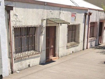 Casa en venta en Colo Colo, Los Angeles, Los Ángeles - 4 dormitorios, 2 baños