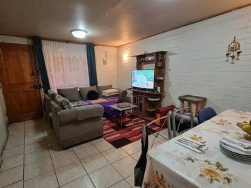 Casa en venta en Villa los aromos, Puente Alto - 3 dormitorios, 1 baño