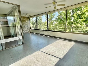 Departamento en venta en Estadio Español, Las Condes - 4 dormitorios, 4 baños
