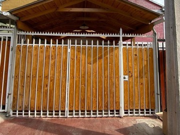 Casa en venta en Samuel Lillo 1253, San Bernardo - 2 dormitorios, 2 baños