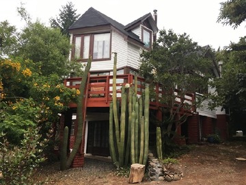 Casa en venta en Avenida Aeródromo, Tomé - 3 dormitorios, 3 baños