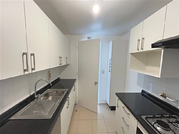 Departamento en venta en Cerca de Santa Isabel, Santiago - 2 dormitorios, 2 baños