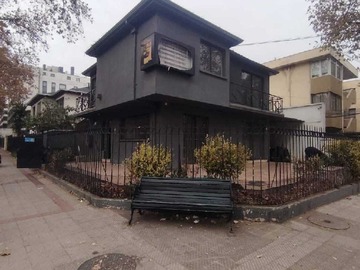 Casa en venta en Casa comercial en Providencia 220 m² (173752), Providencia - 6 dormitorios, 2 baños