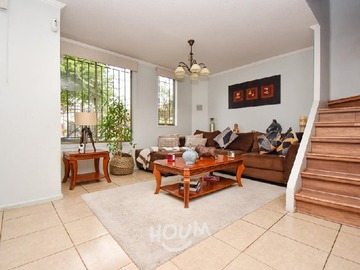 Casa en arriendo mensual en El montijo, Renca - 3 dormitorios, 3 baños