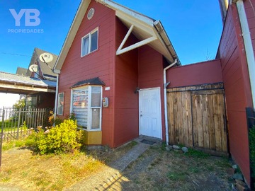 Casa en venta en Segunda Faja, Villarrica - 3 dormitorios, 2 baños